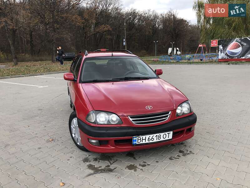 Универсал Toyota Avensis 2000 в Виннице