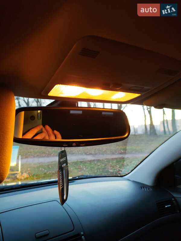 Универсал Toyota Avensis 2008 в Первомайске