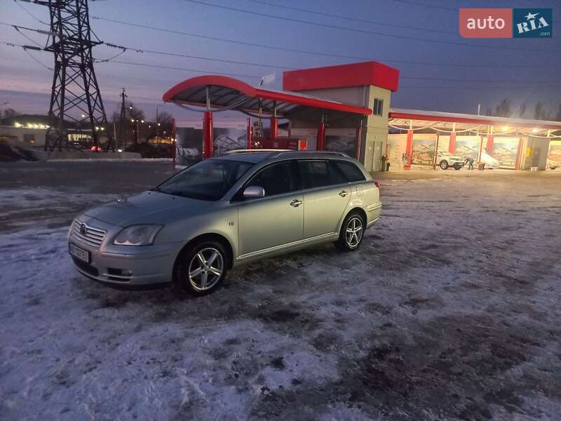 Универсал Toyota Avensis 2004 в Виннице