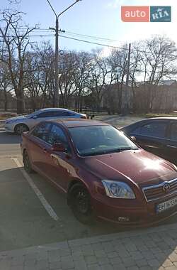 Седан Toyota Avensis 2004 в Одессе