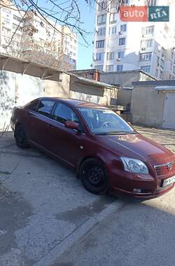 Седан Toyota Avensis 2004 в Одессе