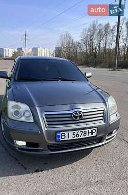 Седан Toyota Avensis 2005 в Полтаве