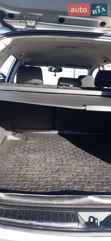 Универсал Toyota Avensis 2006 в Звягеле