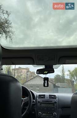 Универсал Toyota Avensis 2008 в Рени