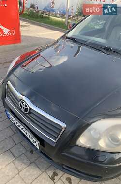 Универсал Toyota Avensis 2005 в 