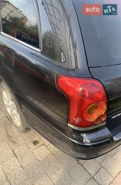 Универсал Toyota Avensis 2005 в 