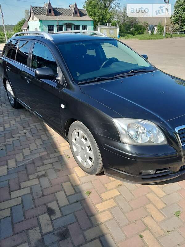 Універсал Toyota Avensis 2003 в Вознесенську