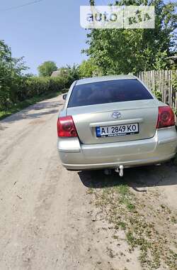 Седан Toyota Avensis 2006 в Белой Церкви