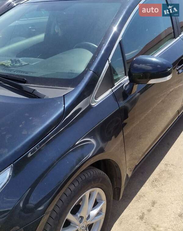 Универсал Toyota Avensis 2011 в Николаеве фото Универсал Toyota Avensis 2011 в Николаеве