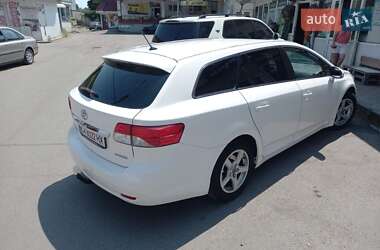 Универсал Toyota Avensis 2012 в 