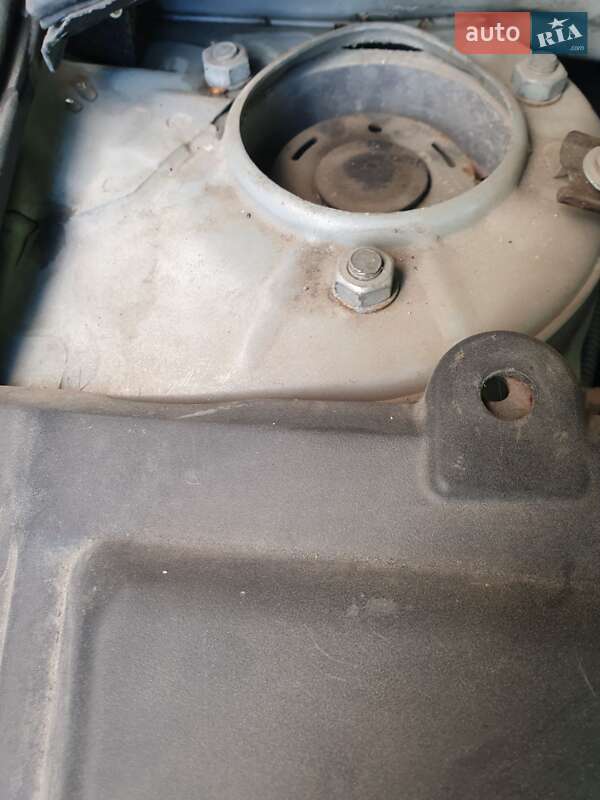 Універсал Toyota Avensis 2003 в Чорткові