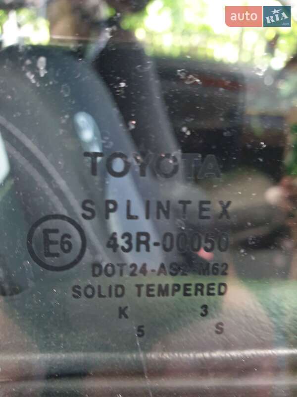 Універсал Toyota Avensis 2003 в Чорткові