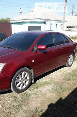 Лифтбек Toyota Avensis 2004 в Днепре