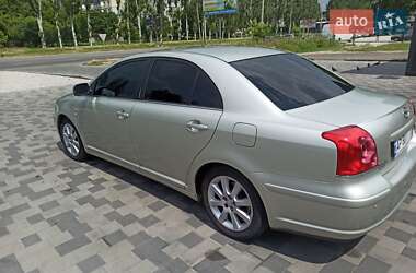 Седан Toyota Avensis 2003 в Харькове