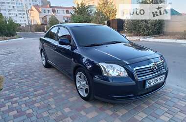 Седан Toyota Avensis 2003 в Білгороді-Дністровському