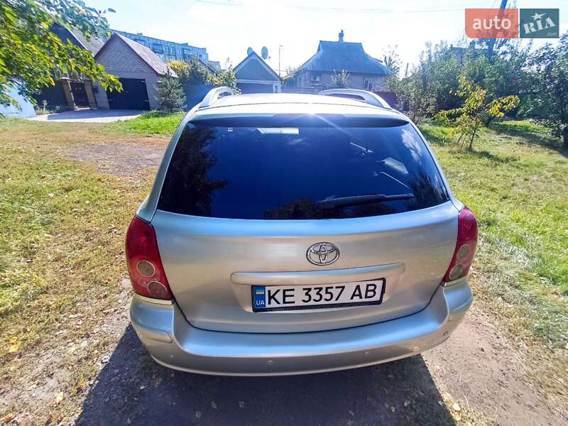 Универсал Toyota Avensis 2007 в Доброполье
