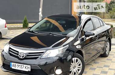 Седан Toyota Avensis 2015 в 