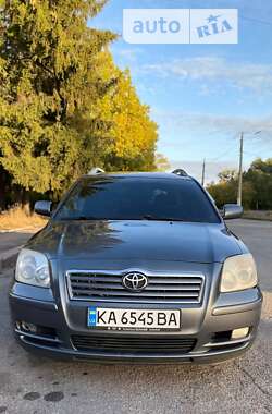 Універсал Toyota Avensis 2003 в Житомирі