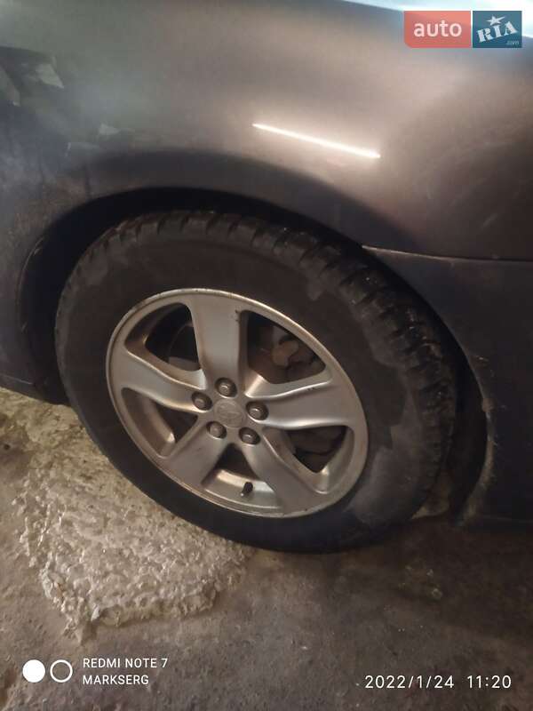 Универсал Toyota Avensis 2007 в Луцке фото 4 Универсал Toyota Avensis 2007 в Луцке