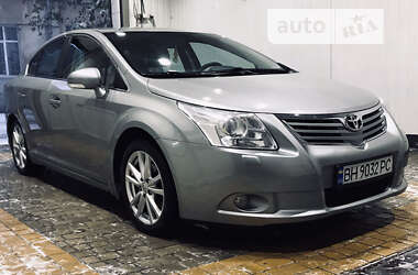 Седан Toyota Avensis 2010 в Одессе