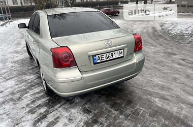 Седан Toyota Avensis 2005 в Днепре