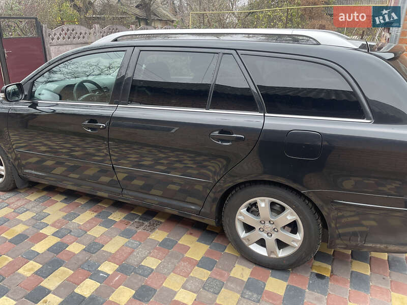 Универсал Toyota Avensis 2008 в Виннице