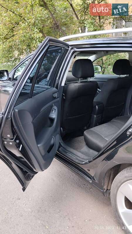 Универсал Toyota Avensis 2007 в Кривом Роге