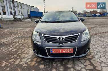 Универсал Toyota Avensis 2011 в Полтаве