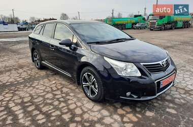 Универсал Toyota Avensis 2011 в Полтаве