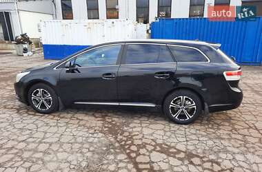 Универсал Toyota Avensis 2011 в Полтаве