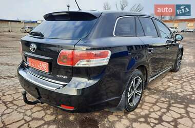 Универсал Toyota Avensis 2011 в Полтаве