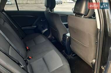 Универсал Toyota Avensis 2011 в Полтаве