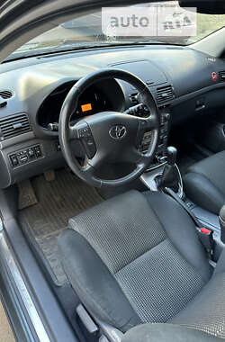Универсал Toyota Avensis 2006 в 