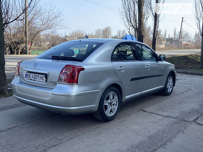 Ліфтбек Toyota Avensis 2007 в Новому Бузі