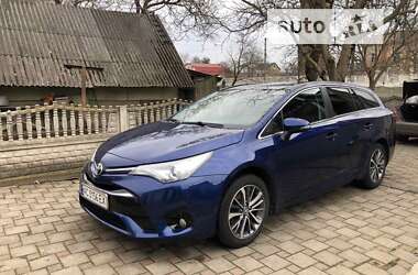 Универсал Toyota Avensis 2015 в Луцке