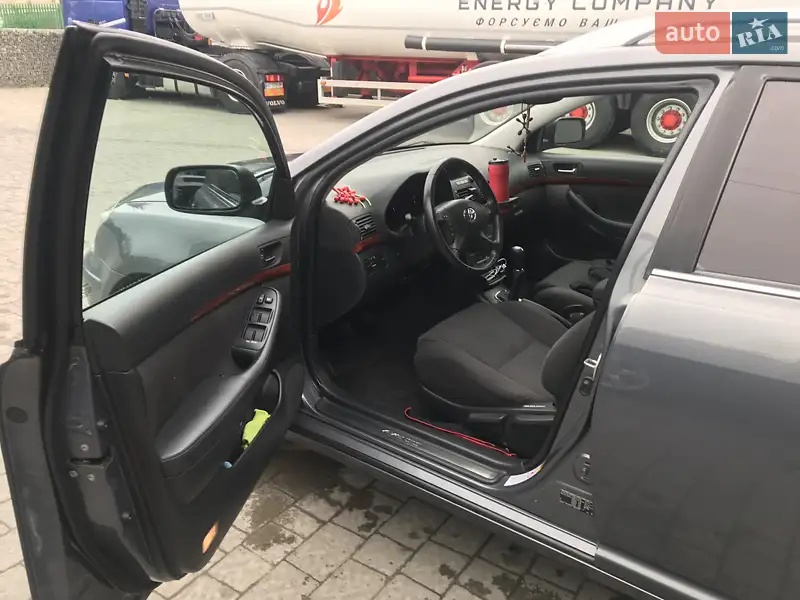 Toyota Avensis 2004 VIN SB1EJ56L00E047845 фото оголошення 13 з 56