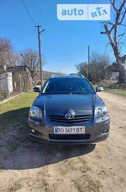 Універсал Toyota Avensis 2006 в Тернополі