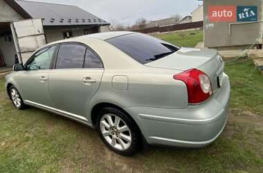 Седан Toyota Avensis 2007 в Самборе