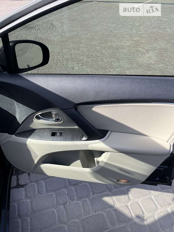 Универсал Toyota Avensis 2010 в Харькове