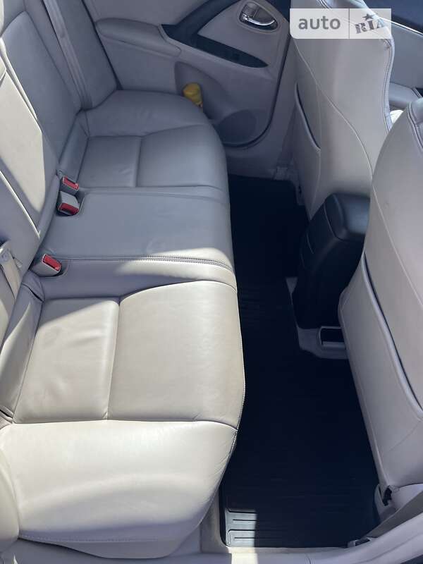 Универсал Toyota Avensis 2010 в Харькове