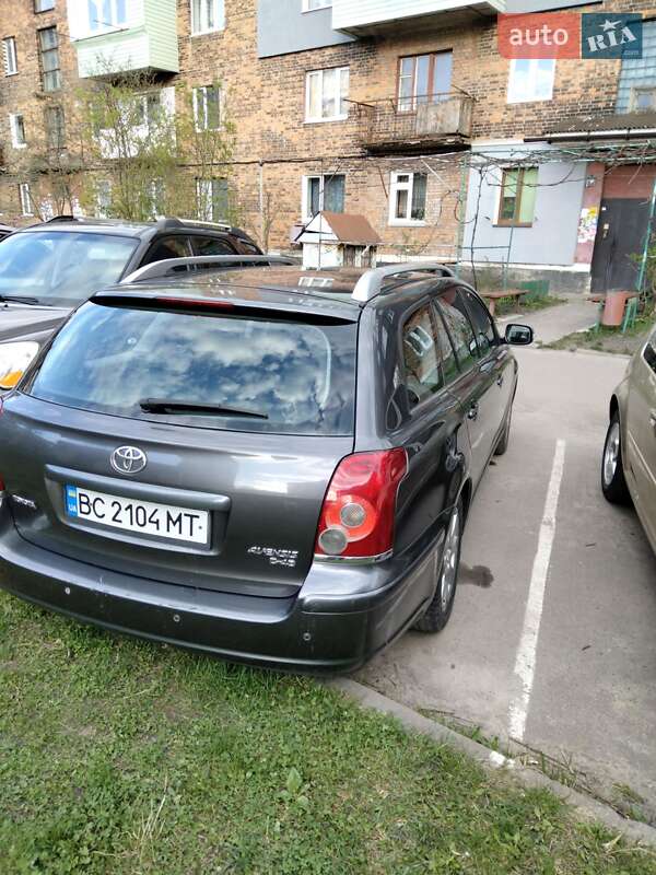 Универсал Toyota Avensis 2008 в Шептицькому