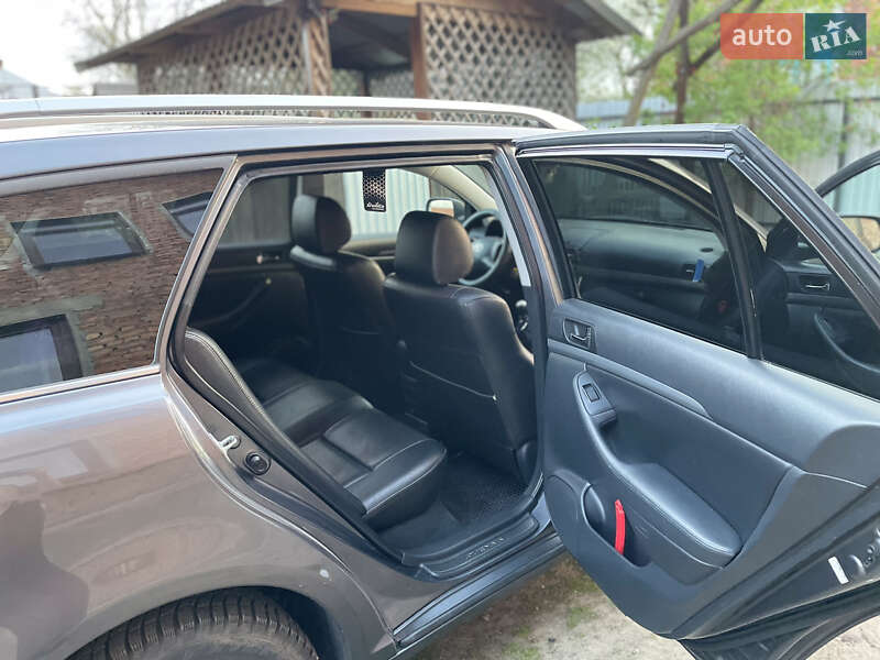 Универсал Toyota Avensis 2008 в Шептицькому