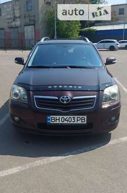 Універсал Toyota Avensis 2007 в Миколаєві