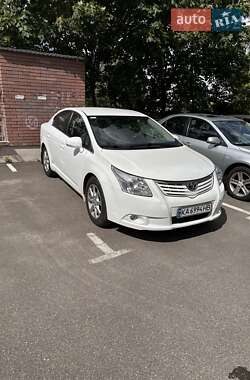 Седан Toyota Avensis 2011 в 