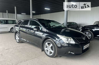 Універсал Toyota Avensis 2010 в Житомирі