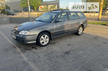 Универсал Toyota Avensis 2002 в Запорожье