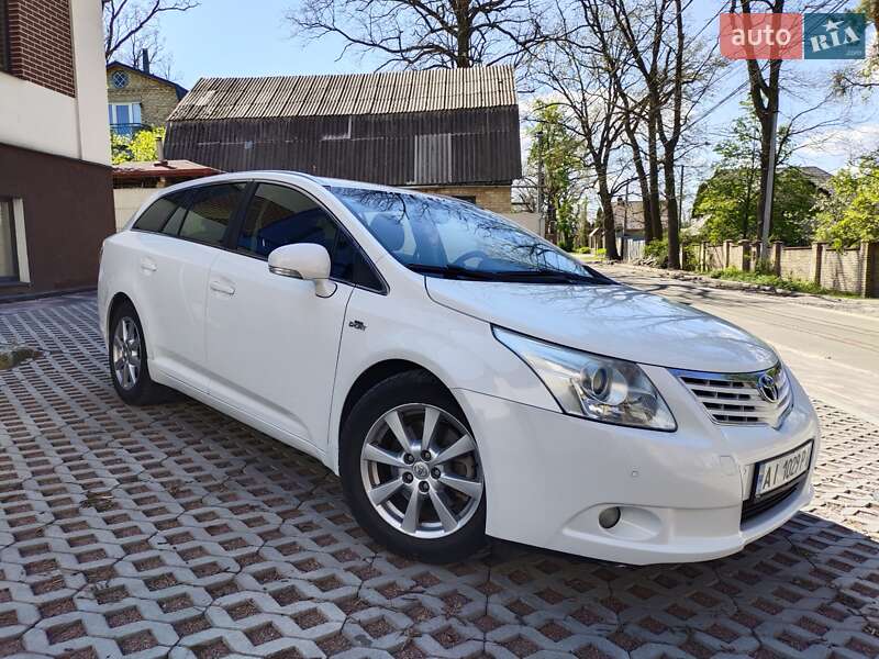 Универсал Toyota Avensis 2009 в Киеве