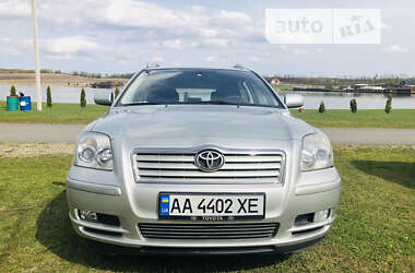 Универсал Toyota Avensis 2004 в Киеве