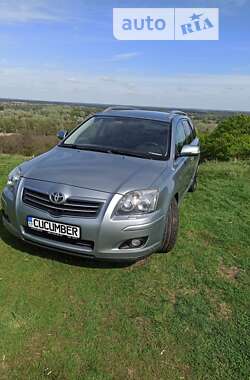 Универсал Toyota Avensis 2007 в Полтаве