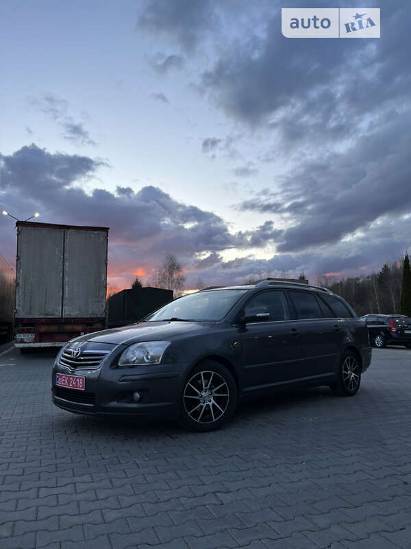 Универсал Toyota Avensis 2006 в Житомире